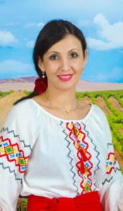 Rodica COJOCARU – învățătoare de clase primare (clasa a IV-a)