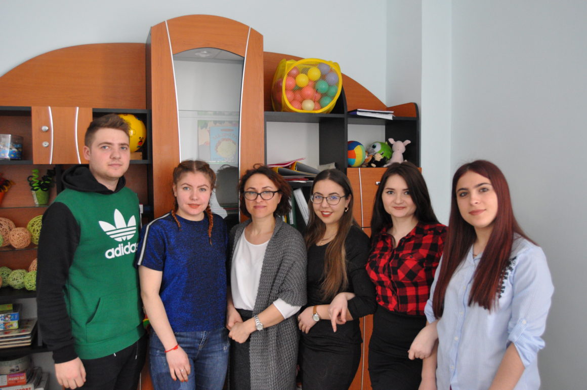 Un grup de studenți ai Universității de Stat din Tiraspol a susținut cu brio stagiul de practică la Școala EXCELSIS
