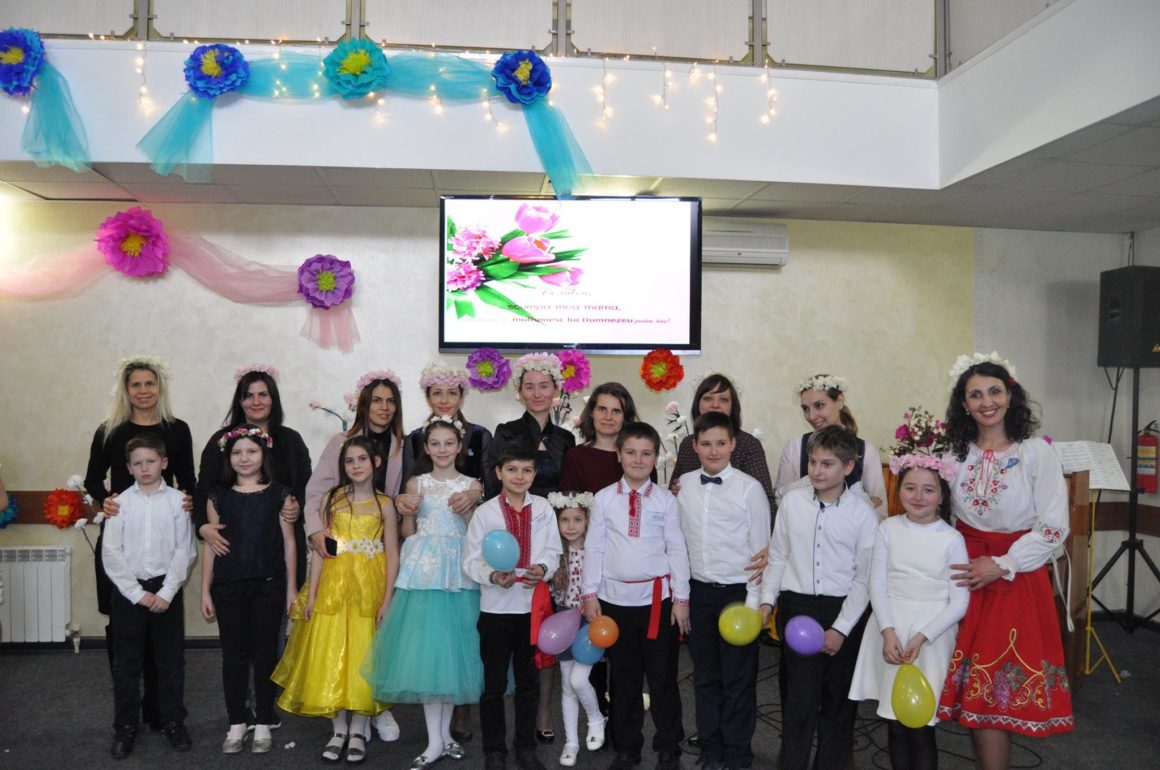 Ziua Mamei, sărbătorită de către elevii EXCELSIS