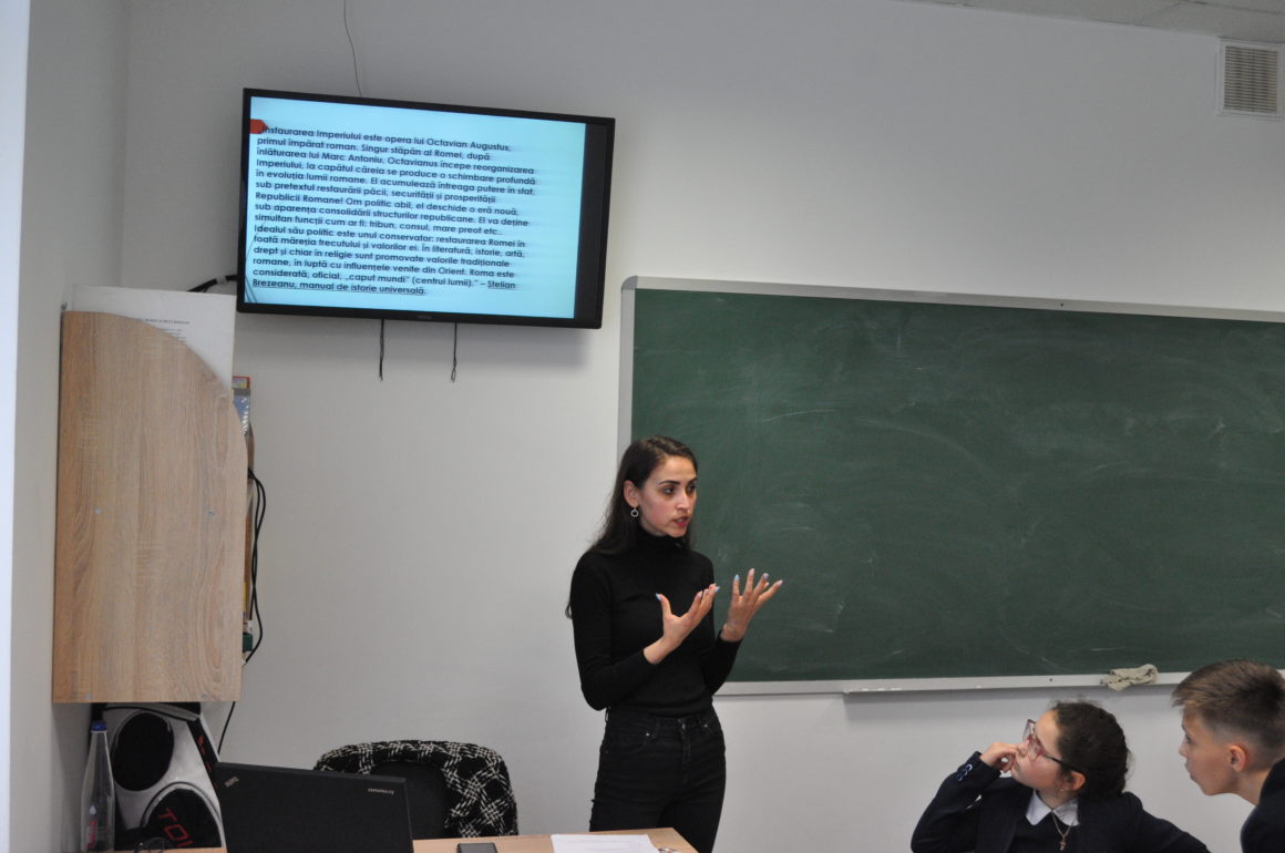 Istoria – disciplina care te ajută să fii mai sociabil și interesant pentru cei din jur