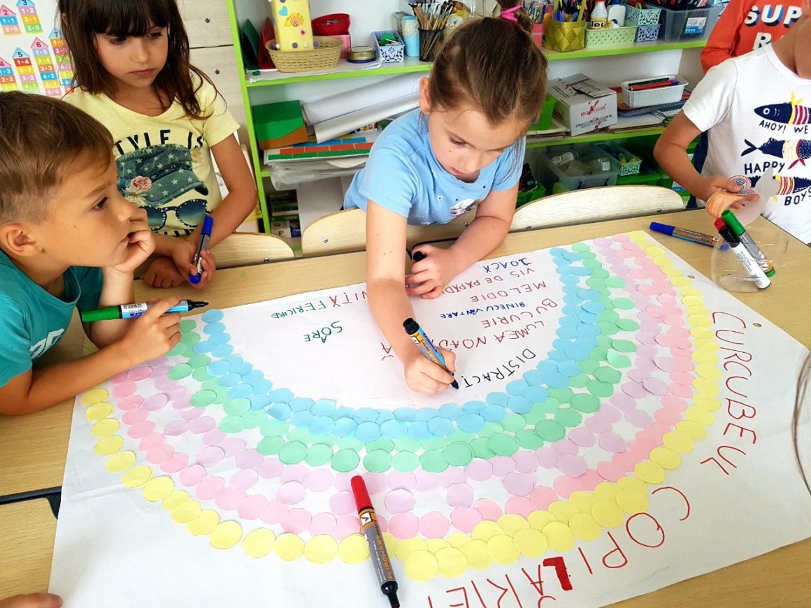 CURCUBEUL COPILĂRIEI…culoare și bună dispoziție